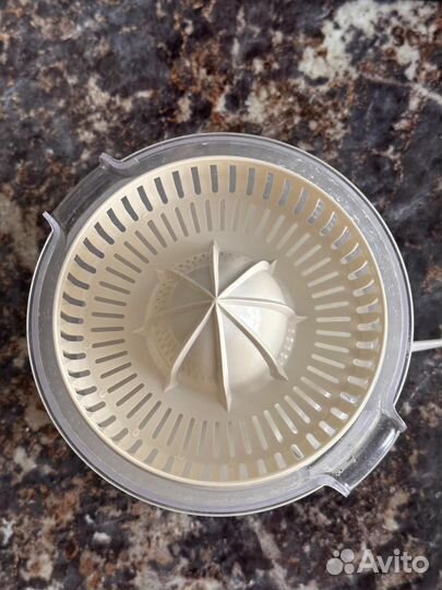 Продам соковыжымалку для цитрусовых