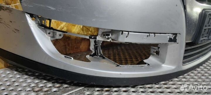 Бампер передний Volkswagen Passat B6 2006