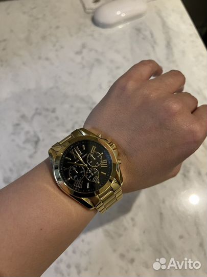 Часы наручные женские