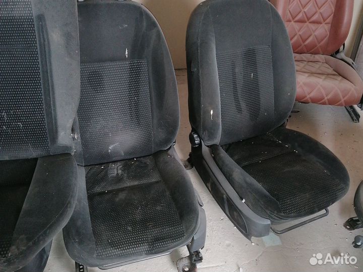 Сиденья ford focus 2