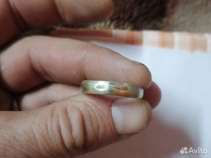 Серебряное кольцо