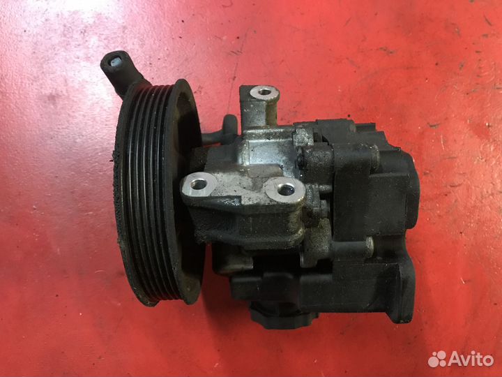 Насос гур Mercedes W211 2.2 646.811