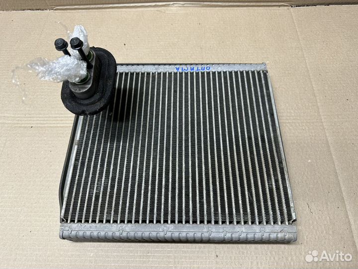 Радиатор кондиционера Kia Optima 3 TF