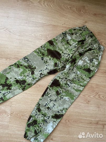 Костюм 140/146