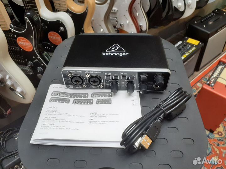 Внешняя звуковая карта Behringer UMC 202 HD