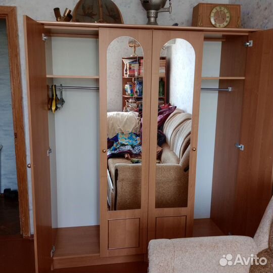 Шкаф для одежды бу