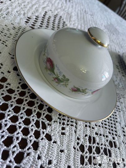 Масленка фарфор