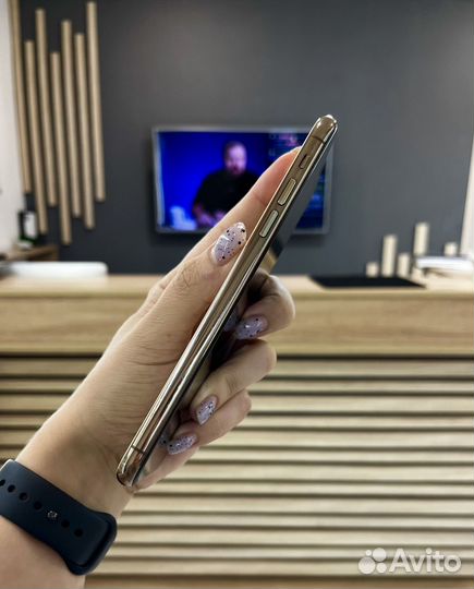 iPhone 11 Pro Max, 64 ГБ