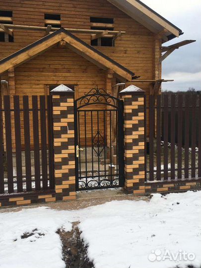 Бригада строителей