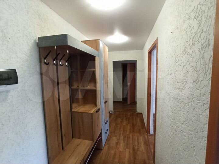 3-к. квартира, 65,4 м², 1/10 эт.