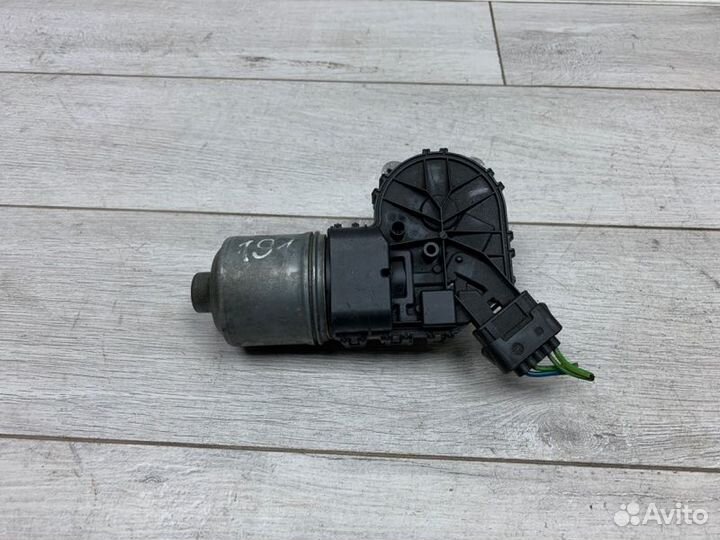 Моторчик дворников Peugeot Partner фургон 9HZ