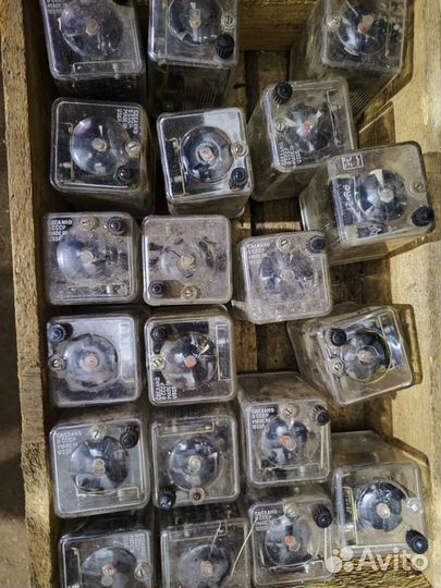 Реле промежуточное перегрузки давления времени