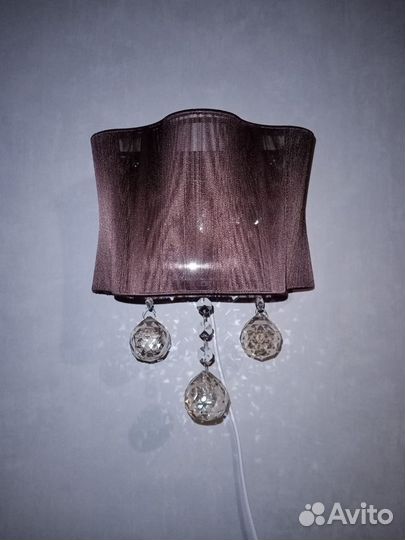 Продам комплект люстра и два бра