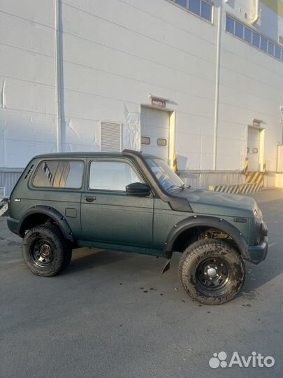 LADA 4x4 (Нива) 1.7 МТ, 2007, 195 000 км