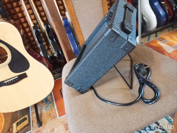 Новый комбоусилитель для электрогитары