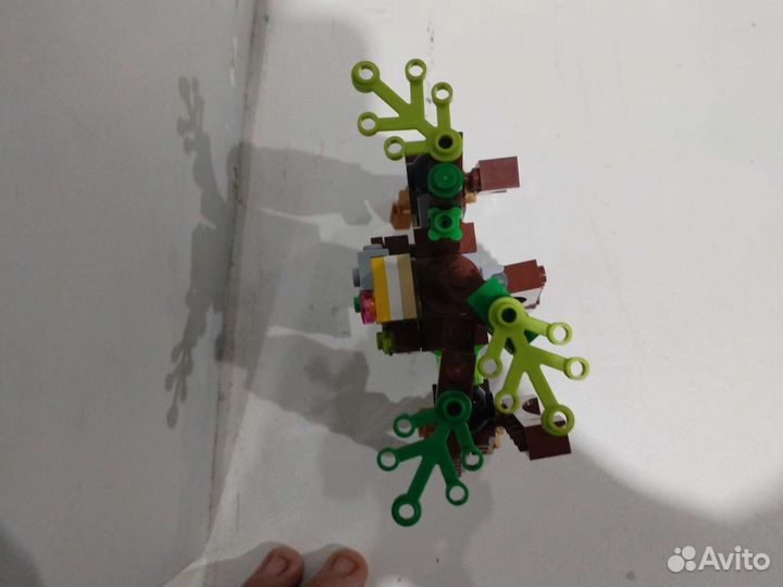 Сборка лего минифигурки, статуэток