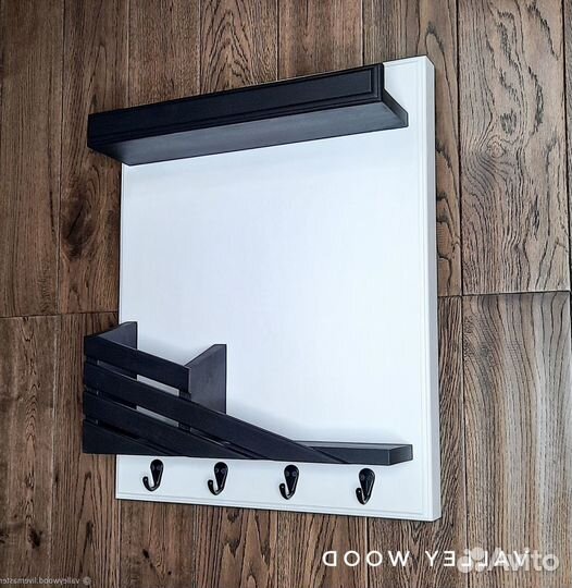 Ключница настенная из дерева