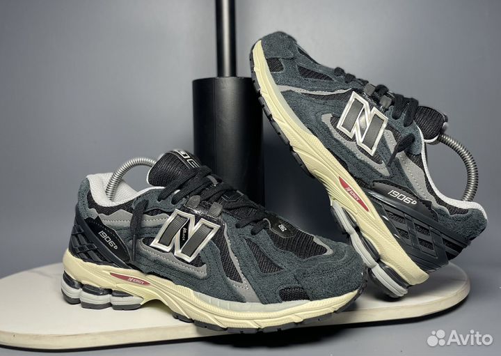 Кроссовки Мужские