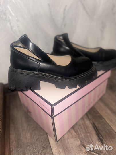 Лоферы на низком каблуке(платформа)