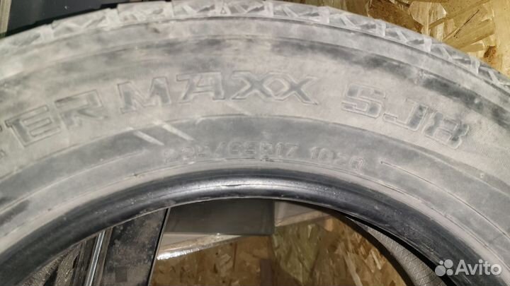 Dunlop Winter Maxx SJ8 225/65 R17 102Q