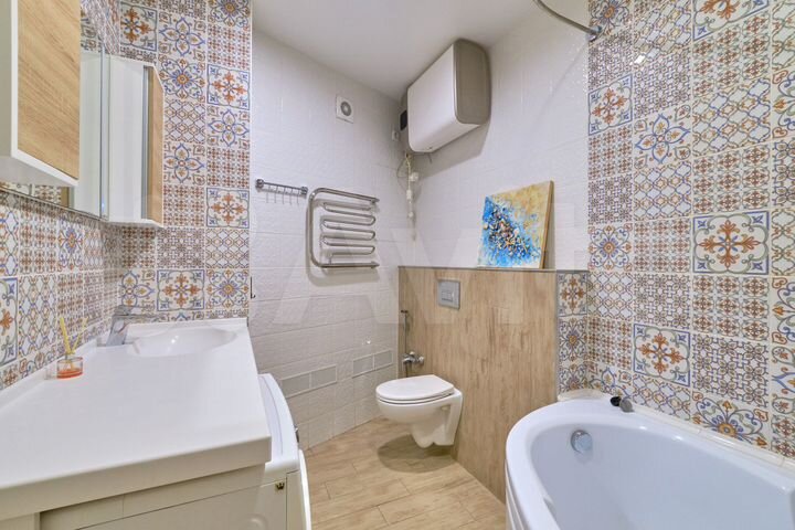 3-к. квартира, 93,3 м², 2/10 эт.