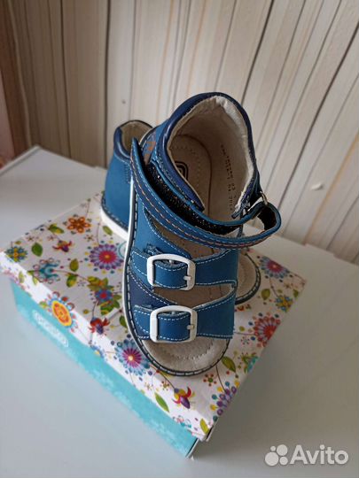 Сандали детские