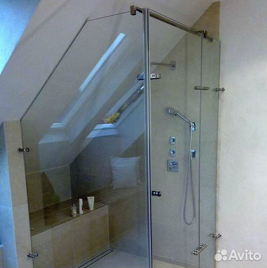 Перегородки из стекла в душевую под ключ