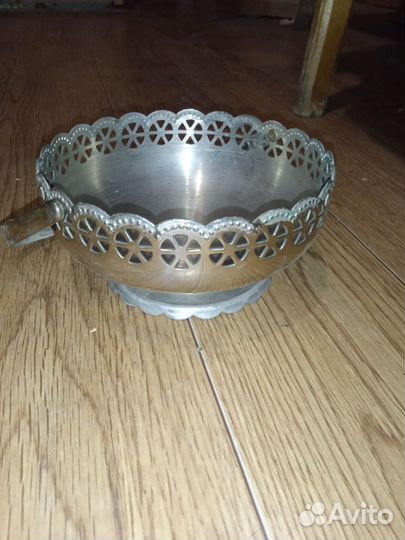 Конфетница