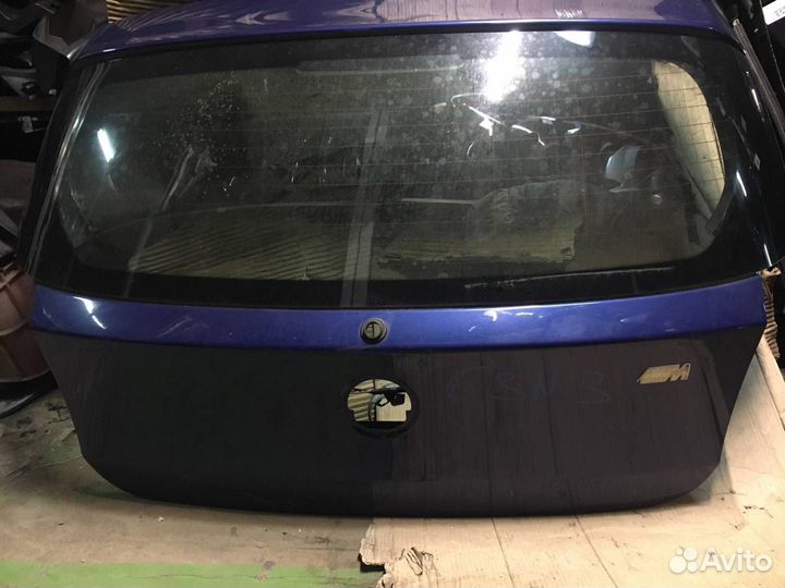 Крышка (дверь) багажника BMW 1