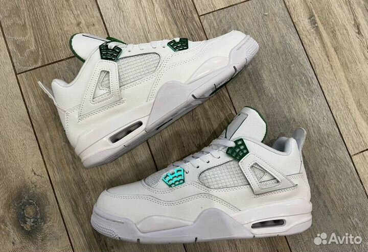 Кроссовки Nike Air jordan 4 Retro Green Metallic
