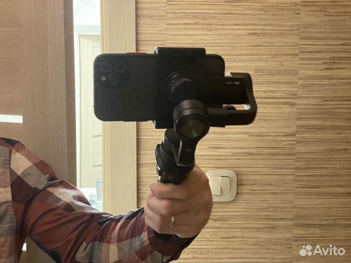 Стабилизатор для телефона dji osmo mobile