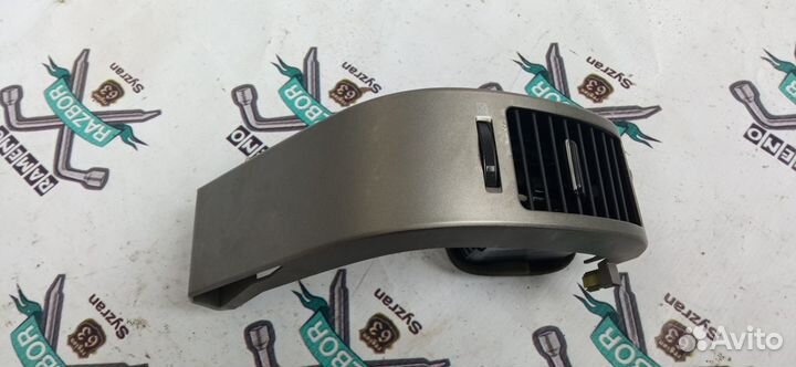 Регулятор направления воздушного потока Приус 20