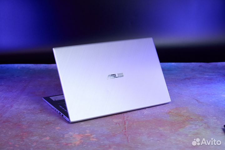 Компактные ультрабуки от Asus / Core i5 / Core i7