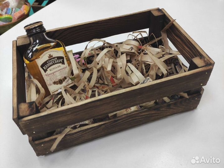 Ящик деревянный подарочный