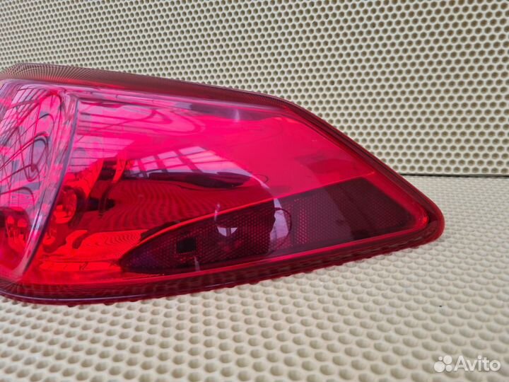 Фонарь в крыло задний правый Infiniti M Q70 Y51
