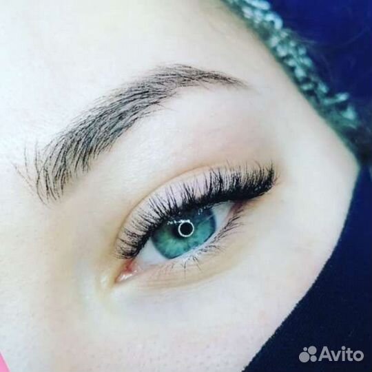 Наращивание ресниц, татуаж бровей