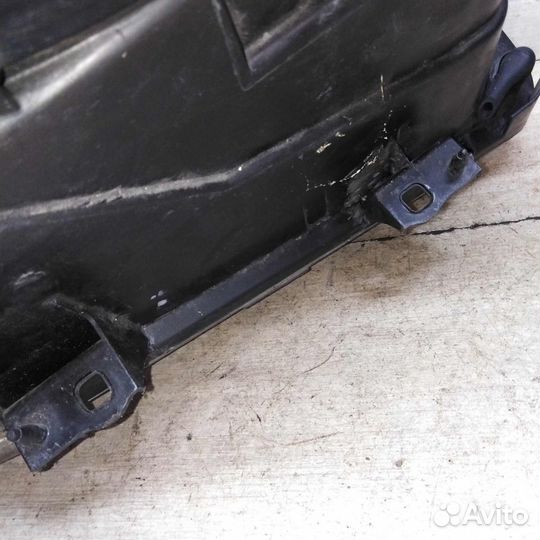 Фара левая Volkswagen Bora