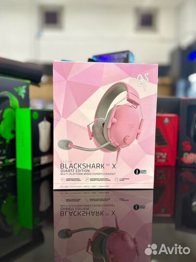 Проводная гарнитура Razer Blackshark V2 X розовые