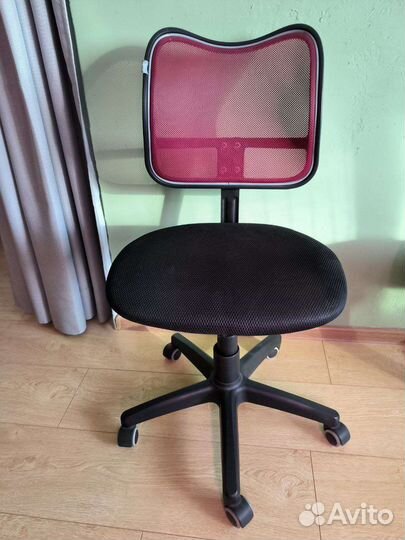 Компьютерное кресло
