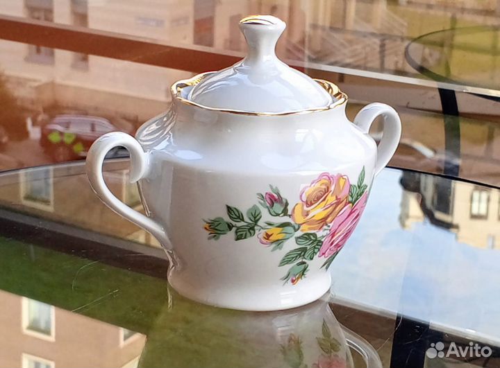 Фарфоровая сахарница (СССР, Рига)