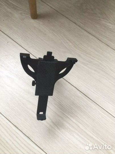 Держатель для телефона и планщета