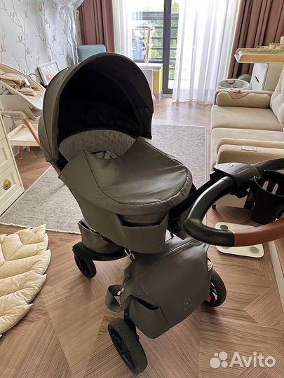 Легендарная новая коляска Stokke Xplory v6