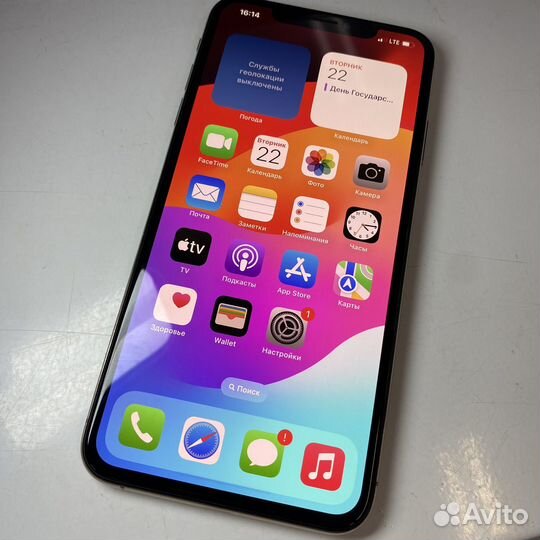 Apple iPhone Xs Max 64
