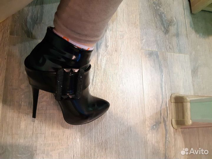 Ботильоны женские чёрные. Размер 37-38