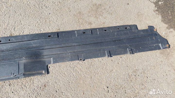 Защита днища правая Bmw 650I E63 N62N 4.8 2007