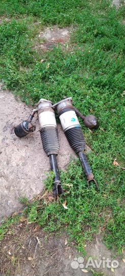 Пневмомтойки Audi A8 D3 задние