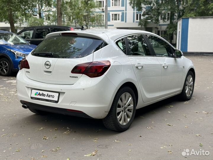 Opel Astra 1.6 AT, 2011, 129 000 км