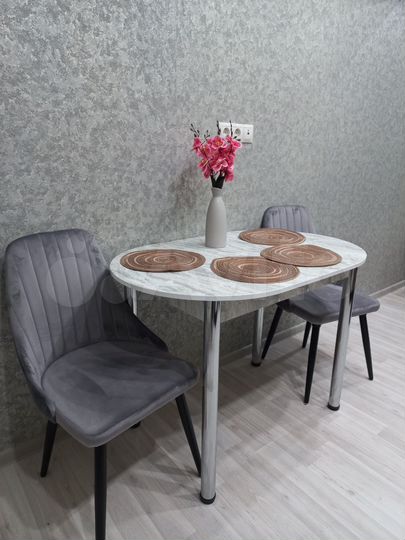 2-к. квартира, 60 м², 2/2 эт.