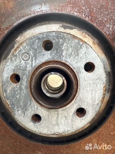 Ступица задняя левая Audi A6 C7 ccaa 2011