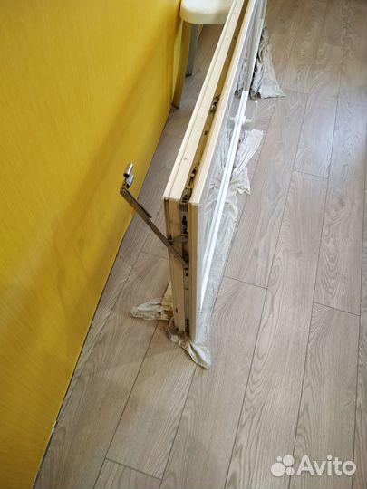 Балконная пластиковая дверь